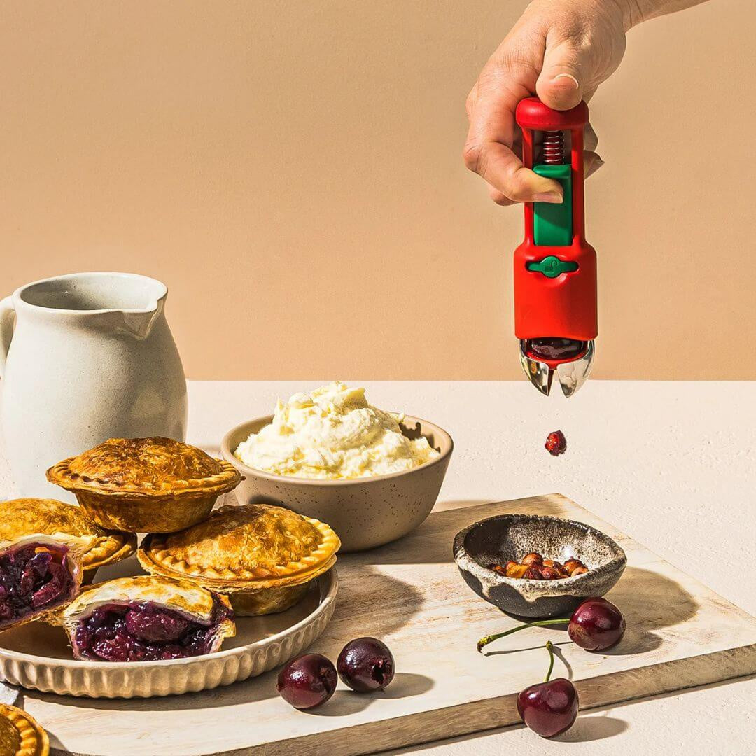 Dreamfarm Hullapit Cherry Pitter/Strawberry Huller