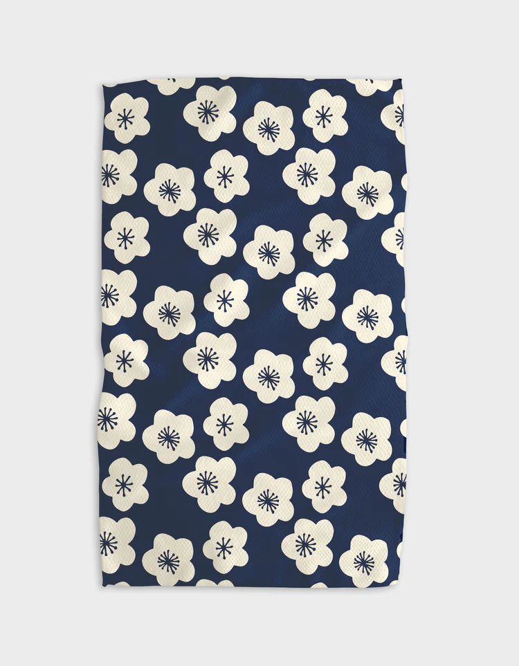 Geometry Kitchen Towels – The Front Porch Suttons Bay